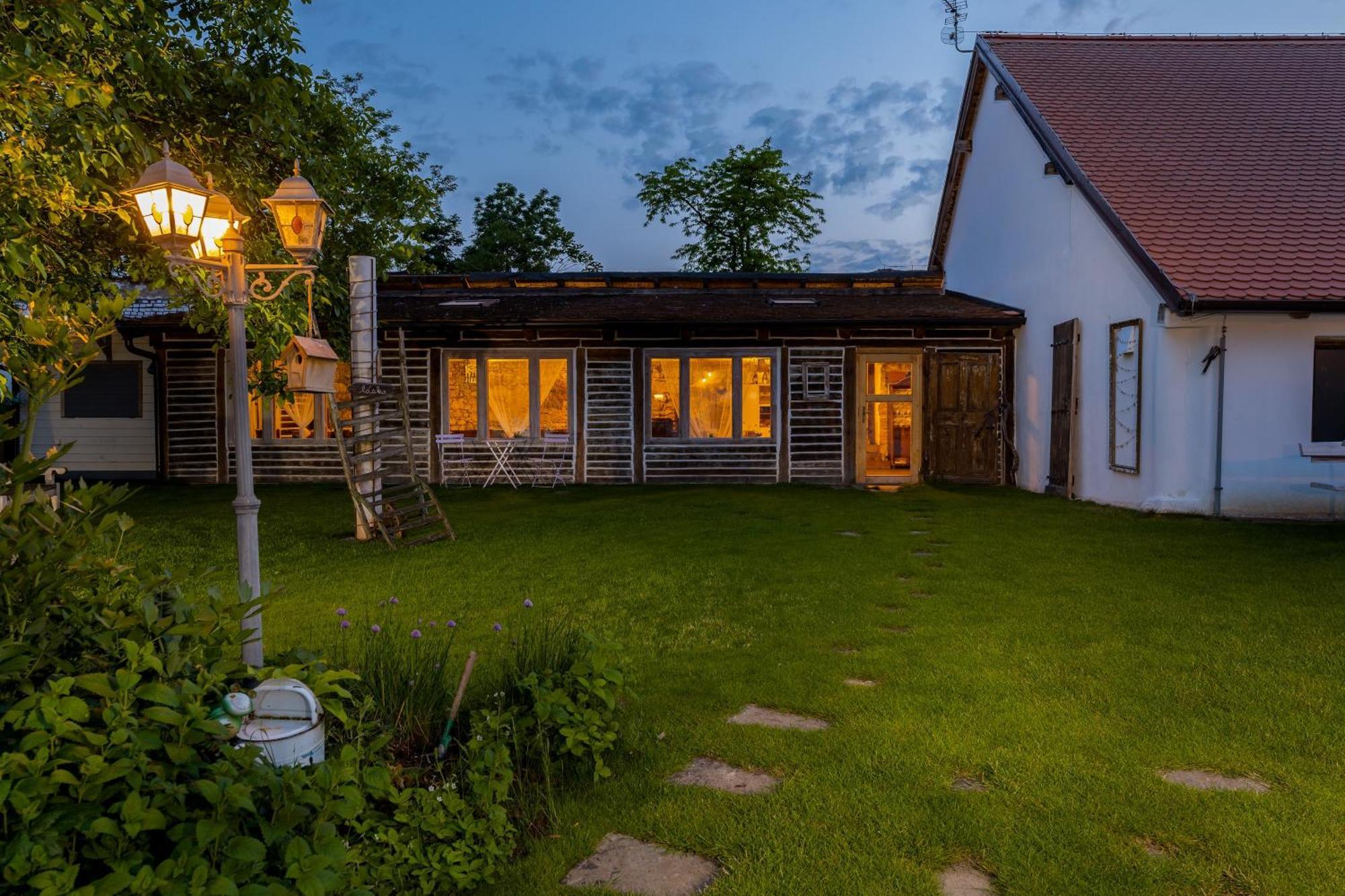 Třílůžkový pokoj
